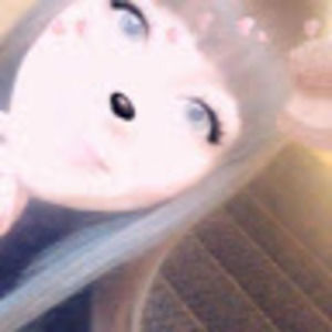 Meet your Posher, Carolina